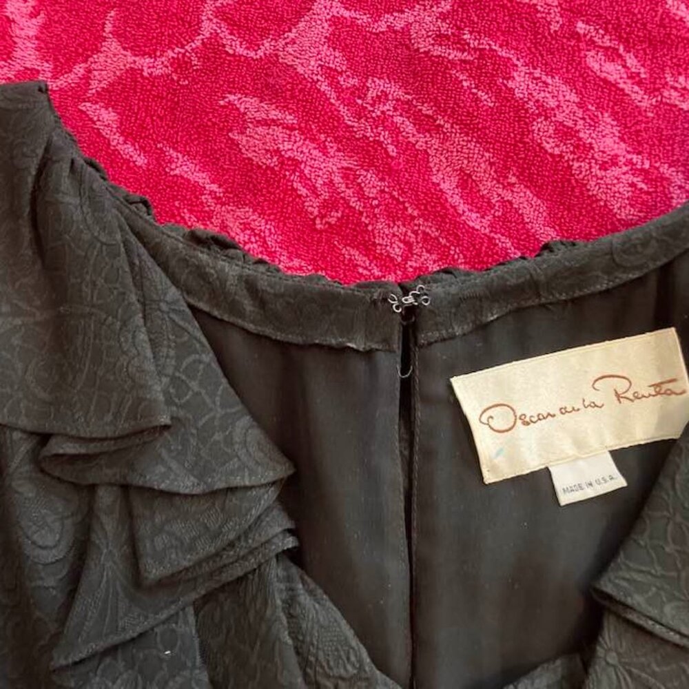 Oscar de la Renta  Black Coctail size 4 Vintage